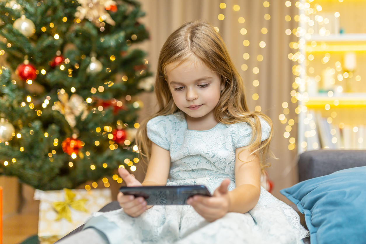 En god jul för alla barn IRL och i den digitala världen