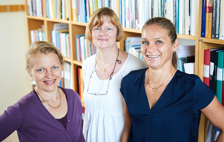 Sofia Kjellström (left) together with Associate Professor Ann-Christine Andersson och Kristina Areskoug-Josefsson, who will also be participating in the project. Photo: Patrik Svedberg
